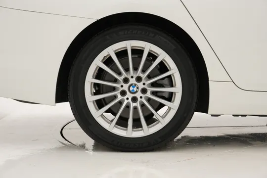 BMW BMW