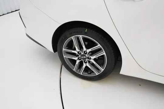 Kia Cerato (K3)
