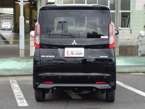 Mitsubishi eK Space
