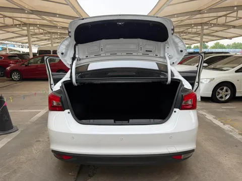 Chery Arrizo 5