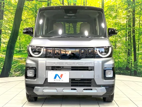 Mitsubishi Delica Mini