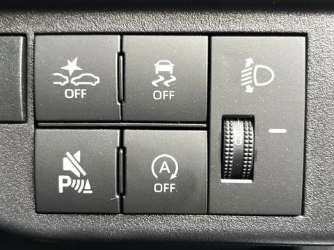 Toyota Pixis Van