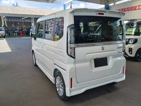Suzuki Spacia Custom