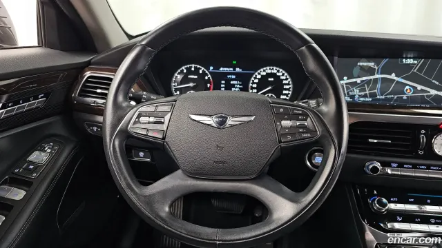 Genesis G90 (EQ900)