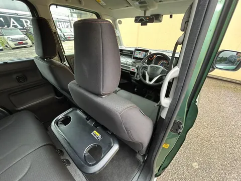 Suzuki Spacia Gear