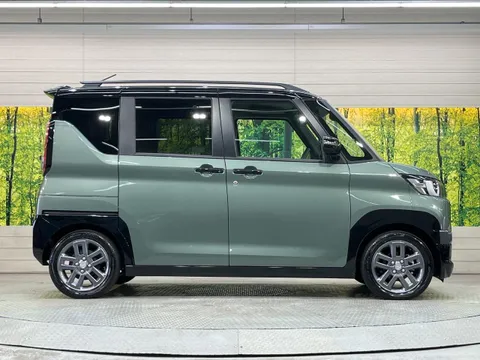 Mitsubishi Delica Mini