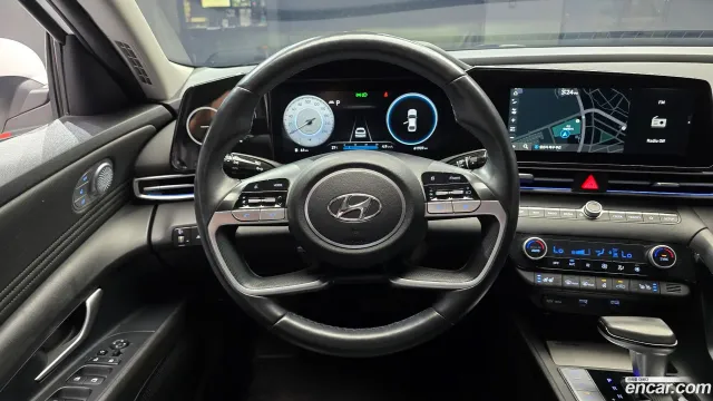 Hyundai Elantra (Avante)