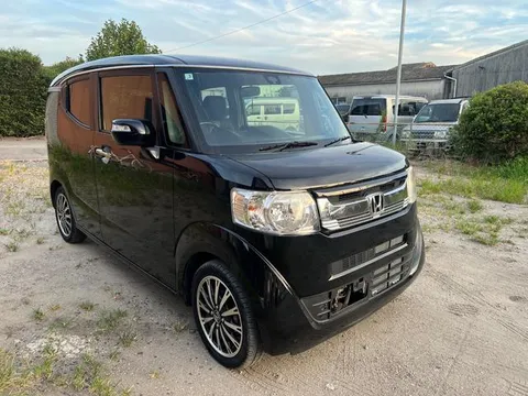 Honda N-BOX Slash