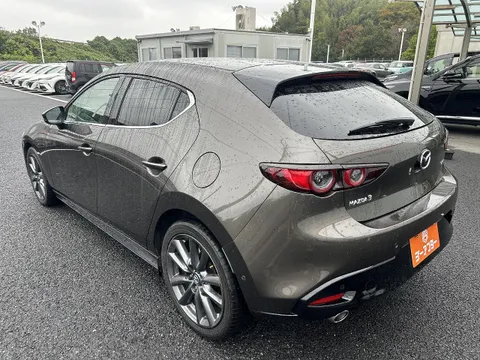 Mazda MAZDA3 Fastback