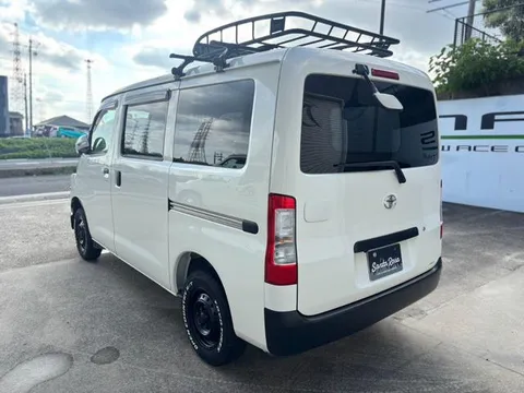 Toyota TownAce Van