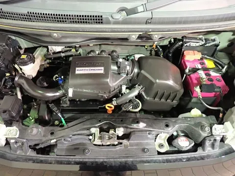 Honda N-BOX Slash