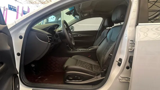 Cadillac ATS-L