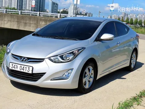 Hyundai Elantra (Avante)