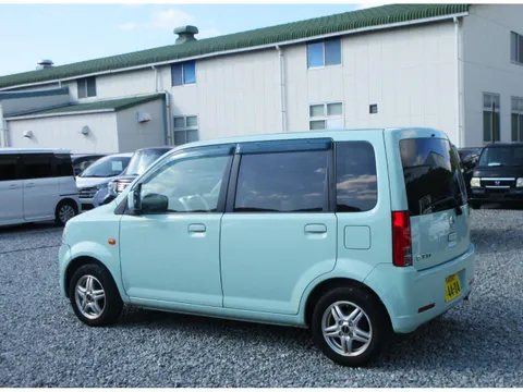 Nissan Otti