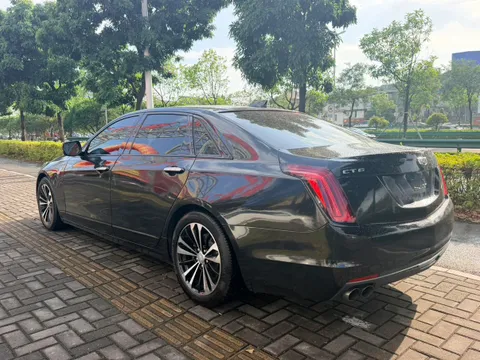 Cadillac CT6