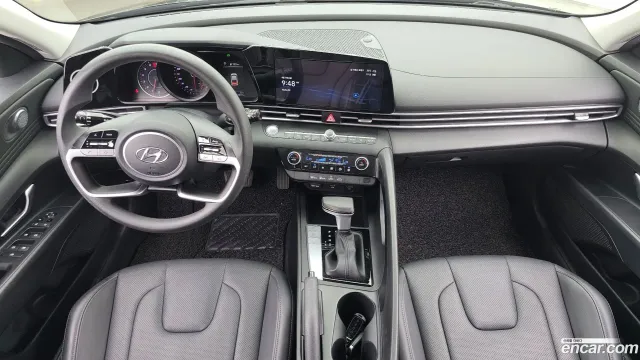 Hyundai Elantra (Avante)