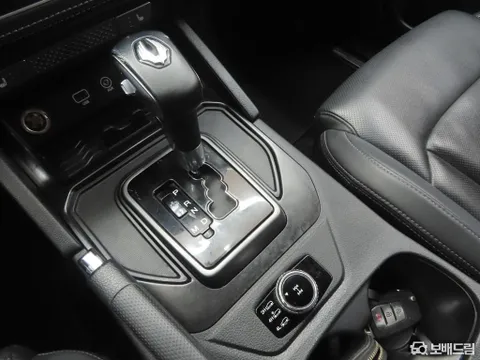 SsangYong Rexton Sports