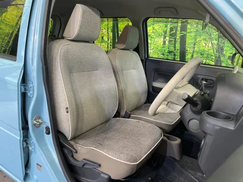Daihatsu Mira Tocot