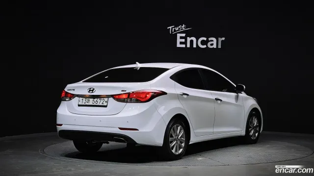 Hyundai Elantra (Avante)