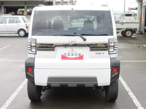 Daihatsu Taft