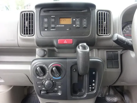 Nissan Clipper