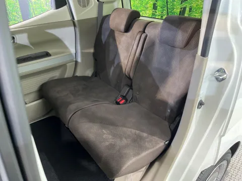 Honda N-BOX Slash