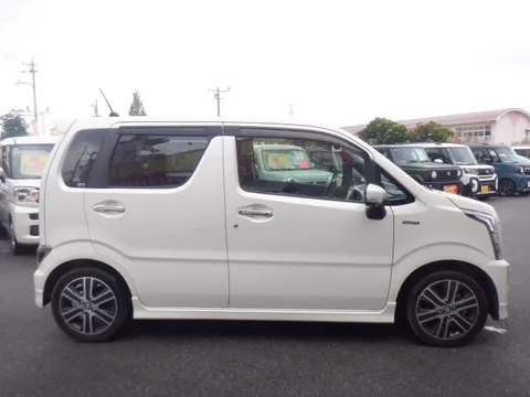 Suzuki Wagon R Stingray