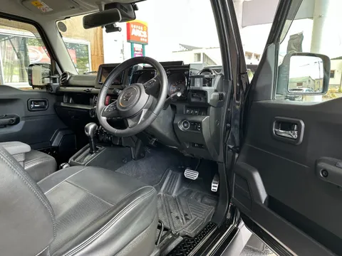 Suzuki Jimny Sierra