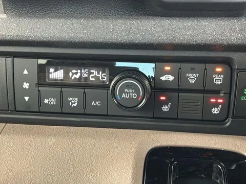Honda N-BOX Joy