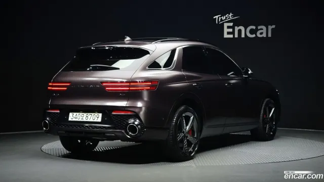 Genesis GV70
