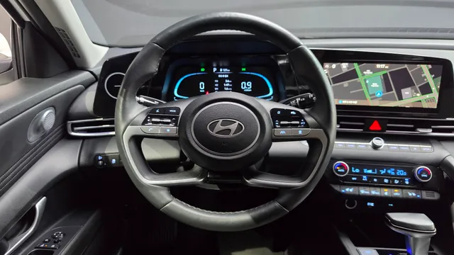 Hyundai Elantra (Avante)