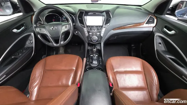 Hyundai Grand Santa Fe (Maxcruz)