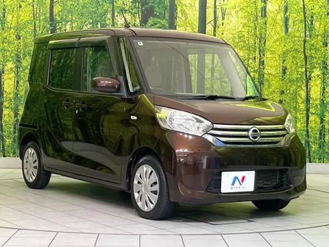 Nissan Dayz Roox