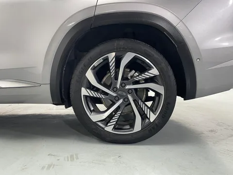 Geely Monjaro (Xingyue L)