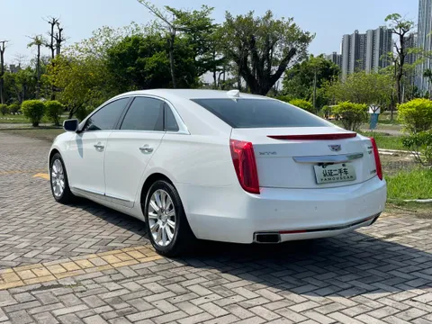 Cadillac XTS