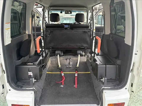 Daihatsu Atrai Wagon