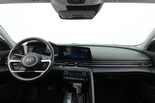 Hyundai Elantra (Avante)