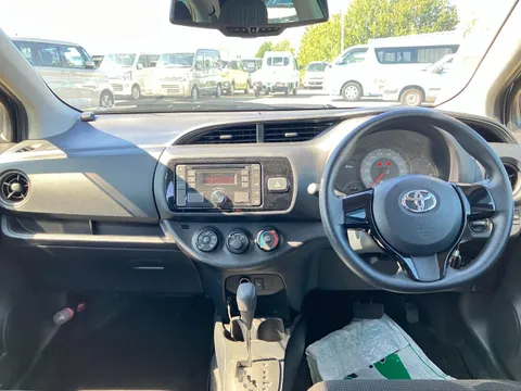 Toyota Yaris (Vitz)