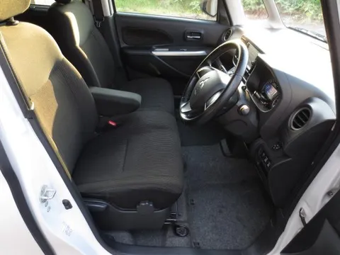Mitsubishi eK Space Custom