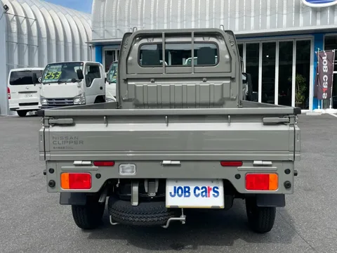 Nissan Clipper Truck
