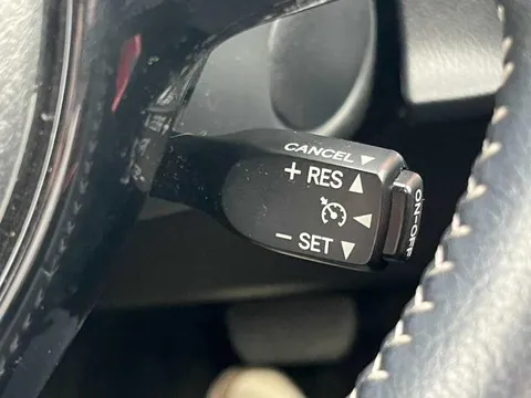 Toyota Yaris (Vitz)
