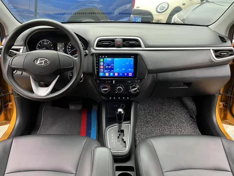 Hyundai Reina