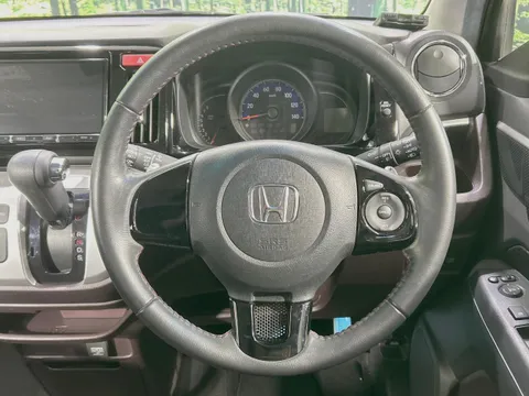 Honda N-WGN Custom