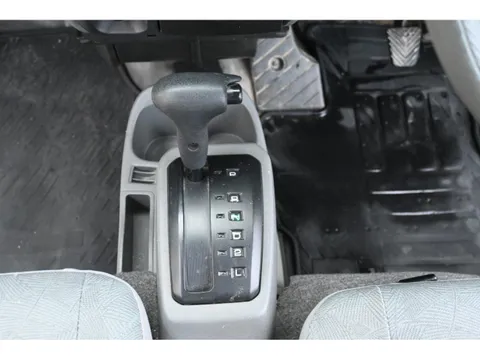 Mitsubishi Minicab Van