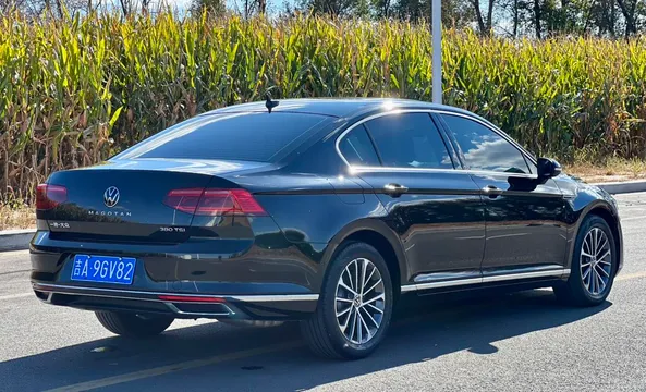 Volkswagen Magotan