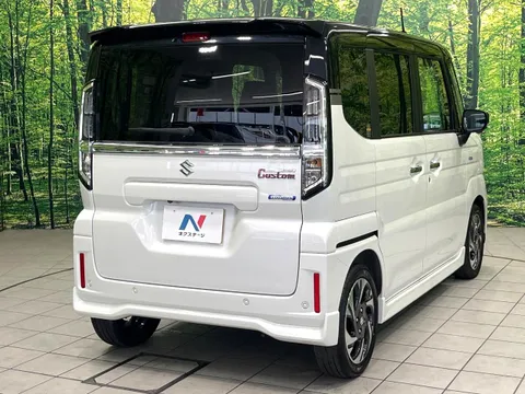 Suzuki Spacia Custom