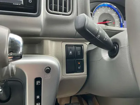 Nissan Clipper Rio
