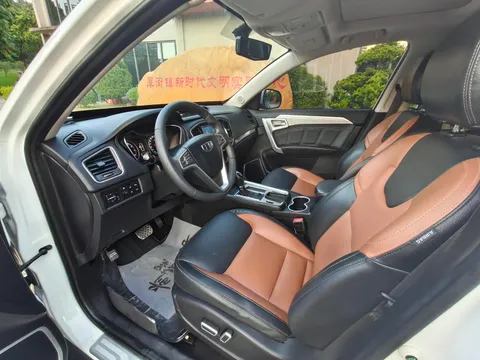 Geely Vision X6