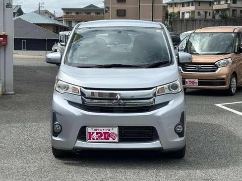 Mitsubishi eK Custom