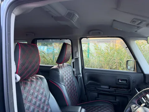 Suzuki Spacia Custom